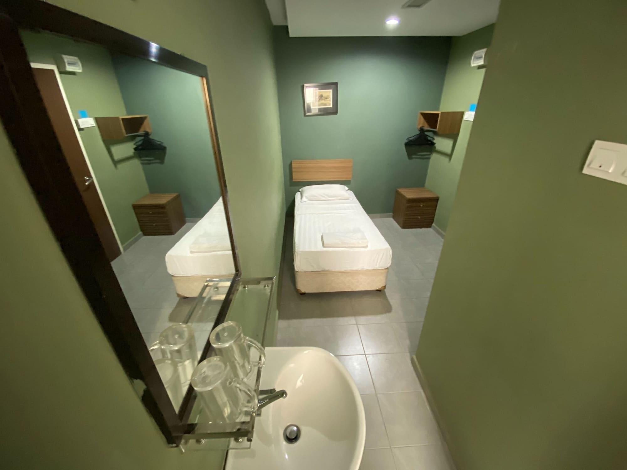 De Mawardah Hotel Malacca Exterior photo