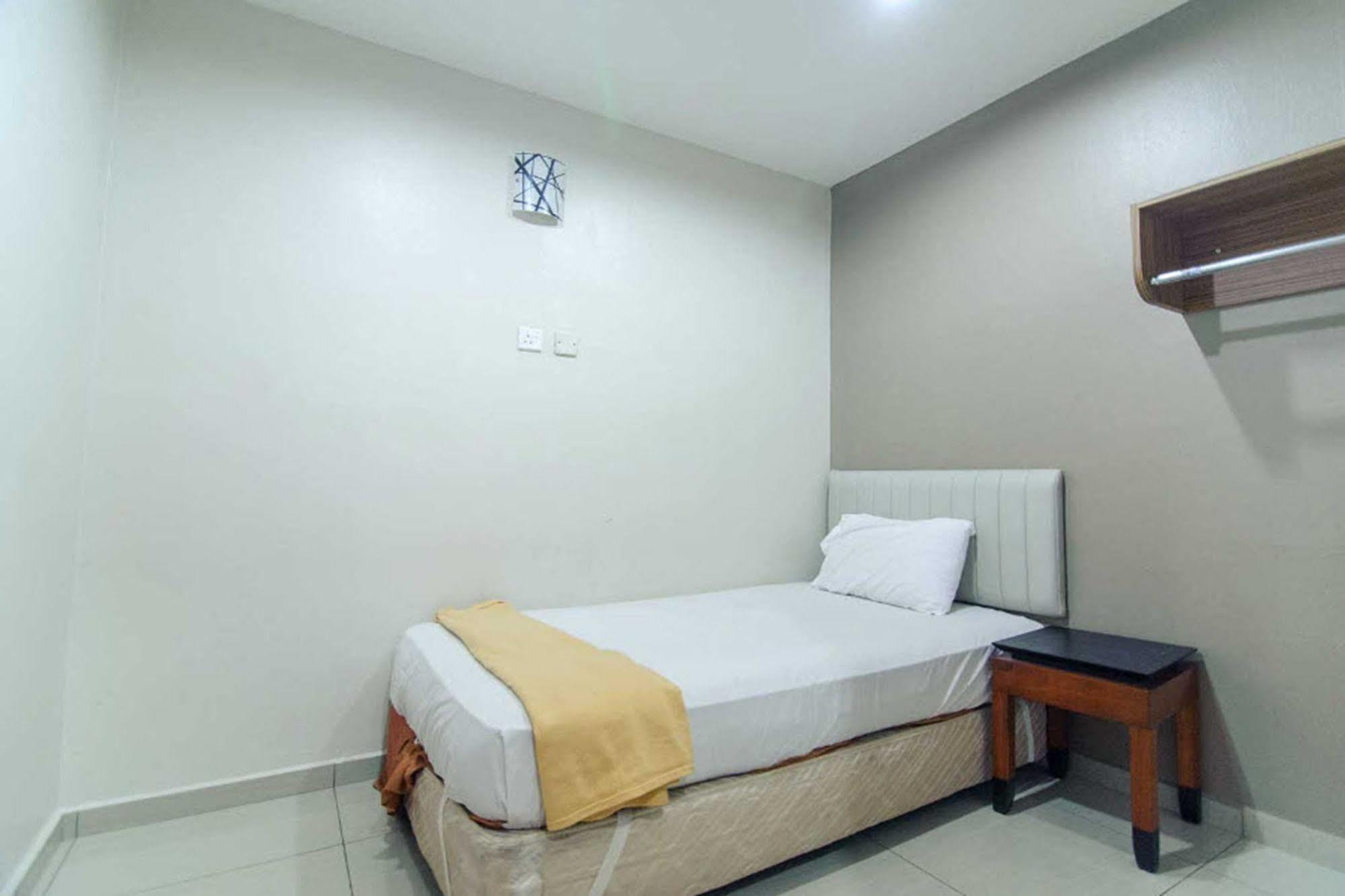 De Mawardah Hotel Malacca Exterior photo